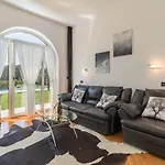 Villa Vizula